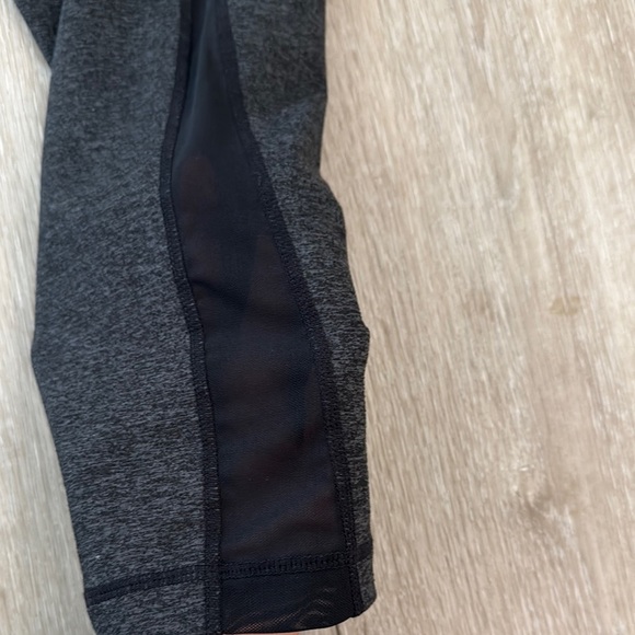 Zella Cropped Black Leggings with mesh. Size M. - Picture 7 of 7
